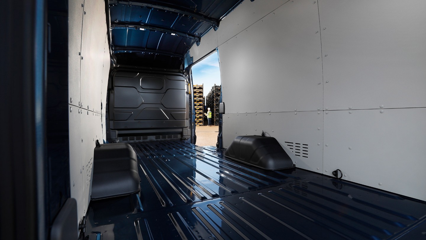 Nowy Ford Transit Van przestrzeń bagażowa
